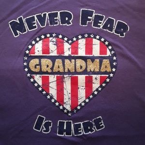 Purple girls never fear,grandma is here tshirt